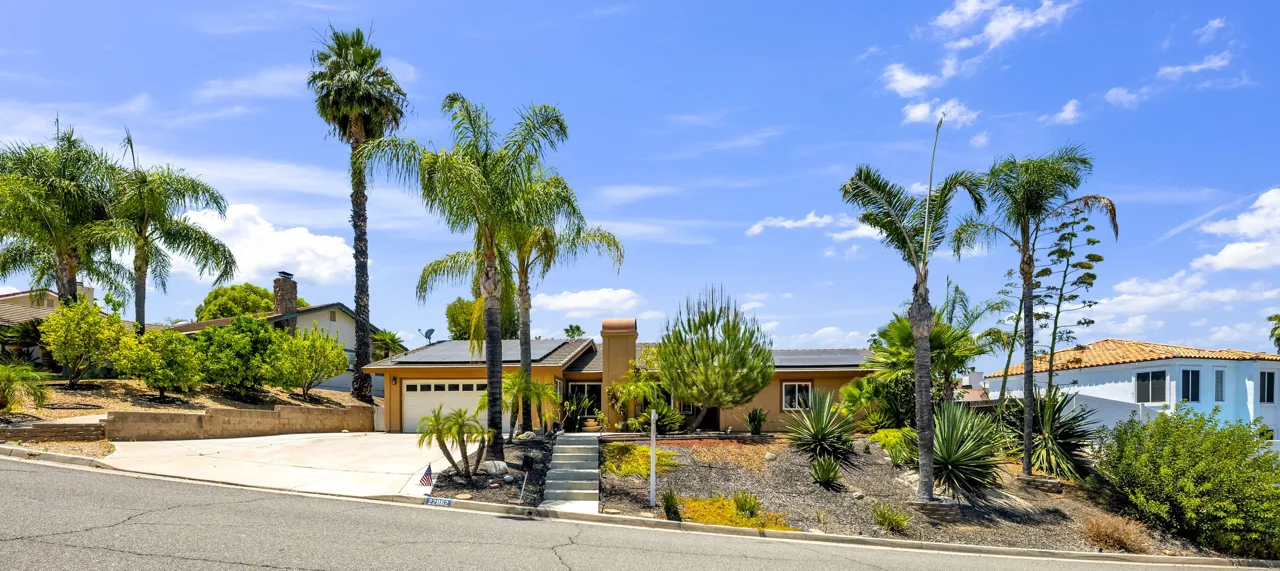 22862 Calcutta Dr — photograph 1 of 30